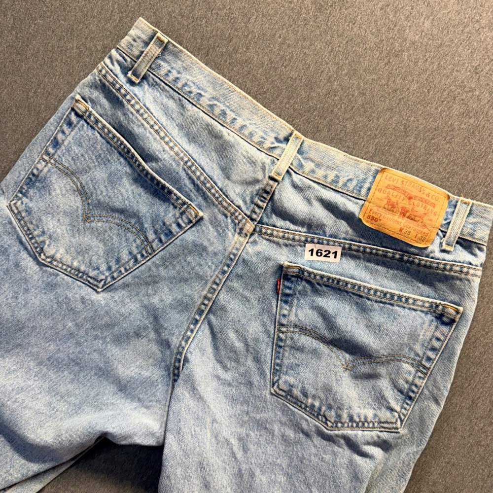 Levis 550 Relaxed Fit Light Wash Denim Jeans Mens 38x32 00550-4834 Vintage